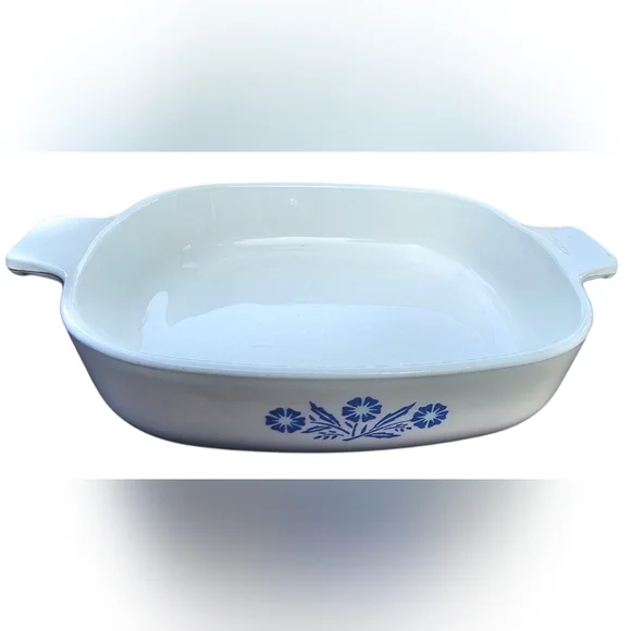 Vintage Corning Ware P-7-B Blue Cornflower 7" Skillet Casserole Dish-No Lid - Picture 1 of 6